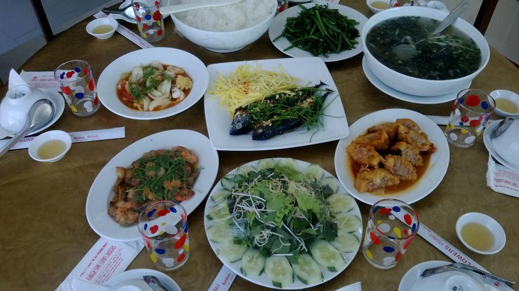 Hoang Yen Canary Hotel Quy Nhon Exterior foto